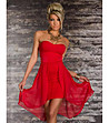 Червена рокля с воал-0 снимка