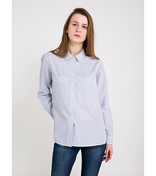 Бяла дамска памучна риза на синьо райе Kalien снимка