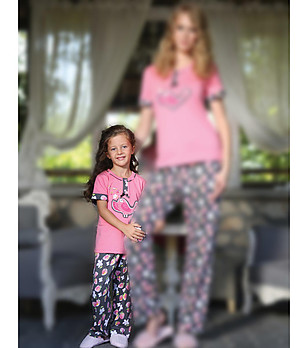 Детска памучна пижама в розово и цвят графит снимка