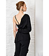 Чeрна дамска блуза с нестандартен дизайн Carmen-1 снимка