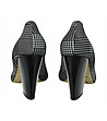 Дамски обувки в черно и бяло на каре Faye-3 снимка