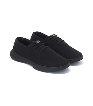 Черни unisex спортни обувки Density снимка