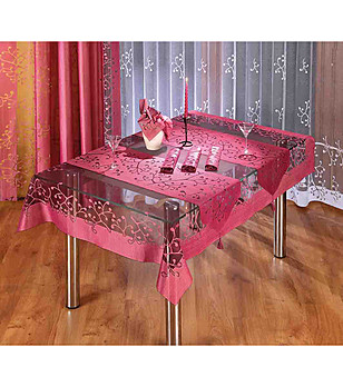 Комплект за маса в розово снимка