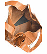 Дамска кожена чанта в цвят коняк Sara-3 снимка