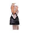 Черна кожена дамска чанта с ципове Marisa-4 снимка