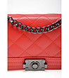 Червена кожена чанта с ромбовидни шевове Lois-2 снимка