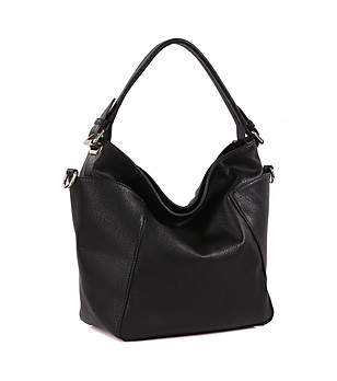 Черна дамска чанта със странични джобове снимка