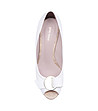 Бели дамски обувки от естествена кожа-1 снимка