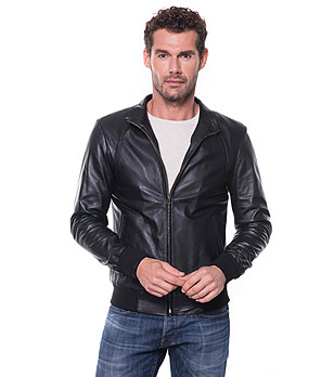 Мъжко кожено яке в черно Bruno снимка