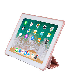Розов протектор с поставка за  iPad 2/3/4 снимка