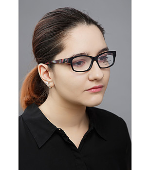Черни рамки за очила с многоцветни дръжки на райе снимка