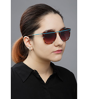 Дамски слънчеви очила в цвят хавана и синьо снимка