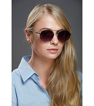 Дамски слънчеви очила със сиви лещи и верижка снимка