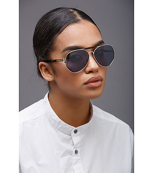 Дамски златисти слънчеви очила със сини лещи снимка