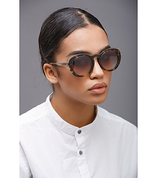 Дамски слънчеви очила в цвят тъмна хавана снимка