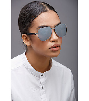 Дамски слънчеви очила тип авиатор снимка