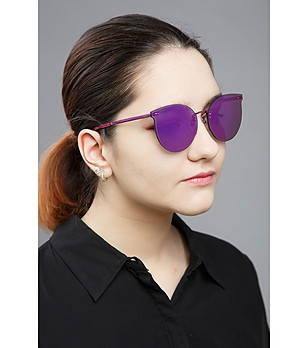 Лилави огледални дамски слънчеви очила снимка