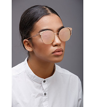 Розовозлатисти дамски слънчеви очила с ефектен релеф снимка