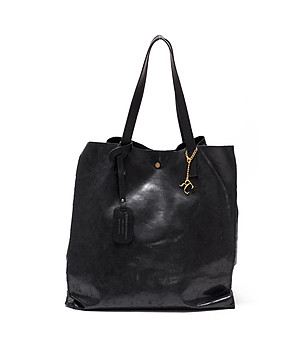 Кожена дамска чанта в черен цвят Leila снимка