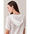Памучна дамска блуза в бяло с контрастни бродерии Via-1 снимка