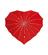 Червен чадър с формата на сърце-3 снимка
