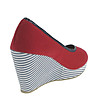 Червени дамски обувки на висока платформа-3 снимка