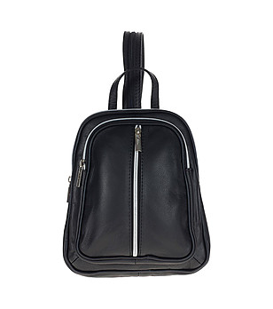 Черна дамска раница от естествена кожа Betty снимка