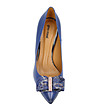 Сини кожени дамски обувки с панделка-1 снимка