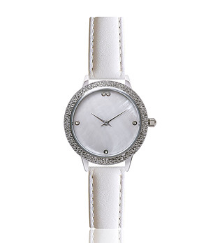 Дамски часовник в сребристо с кожена каишка в бяло Cora снимка