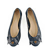 Тъмносини дамски кожени обувки с панделка Ramona-1 снимка