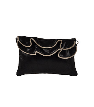 Черна кожена дамска чанта с къдрички снимка