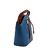 Синя кожена дамска чанта с висулки-2 снимка