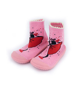 Розови детски чорапи с гумена подметка снимка