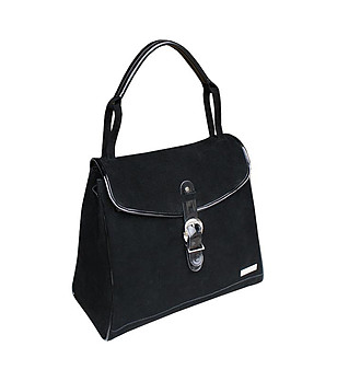 Черна велурена дамска чанта с капак Tracy снимка