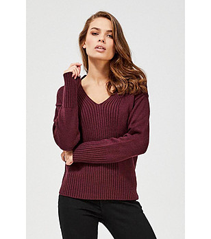 Дамски пуловер в цвят бургунд снимка