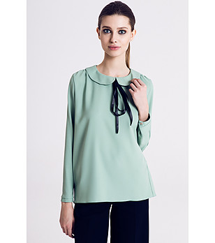 Зелена дамска блуза с яка Alisha снимка