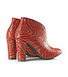 Червени дамски затворени обувки със зеброви шарки Fresia-3 снимка