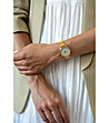 Златист дамски часовник с бял циферблат Capri -1 снимка
