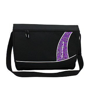Черна чанта за рамо с лилав елемент снимка