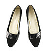 Черни дамски велурени обувки Nadina-1 снимка