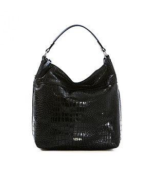 Черна кожена дамска чанта с релеф Aleksa снимка