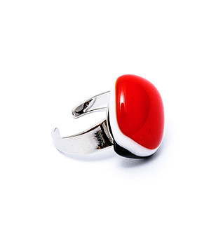 Сребрист дамски пръстен с червен елемент Zita снимка