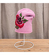 Розова дамска шапка с флорални бродерии-1 снимка
