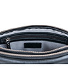 Черна дамска кожена чанта с три отделения-4 снимка
