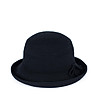 Елегантна черна дамска зимна шапка с вълна-0 снимка
