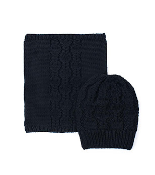 Дамски комплект шал и шапка в черно снимка