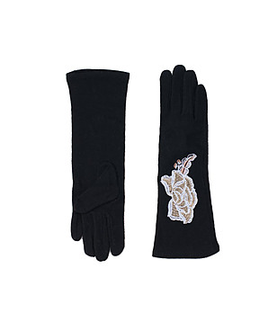 Черни дамски ръкавици с бежова бродерия снимка