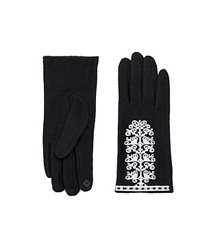 Дамски ръкавици в черно с бели бродерии снимка