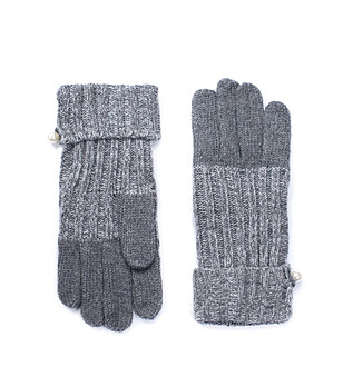 Плетени дамски ръкавици в сиви нюанси  снимка