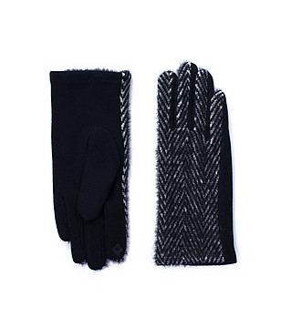 Дамски ръкавици в черно и сиво снимка